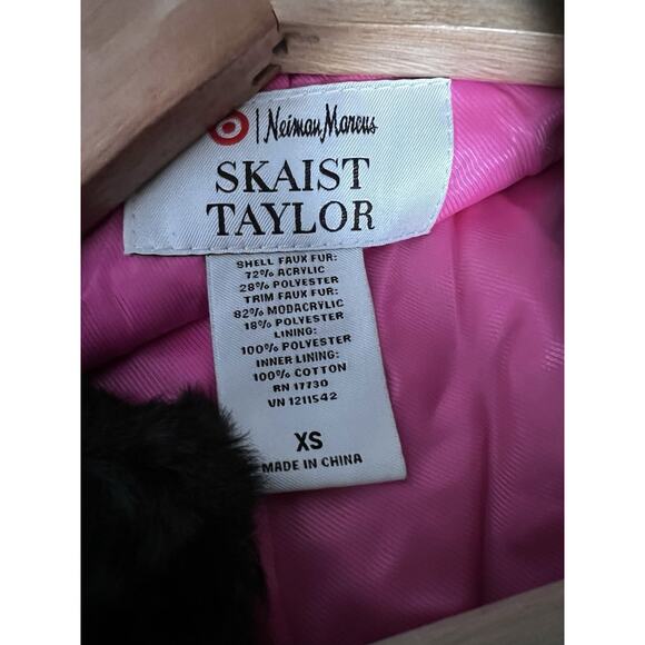 NEIMAN MARCUS/TARGET Faux Fur Vest Sz XS Black Skaist Taylor Crop Boho - Picture 10 of 10
